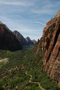 Zion Canyon von Angels Landing aus gesehen