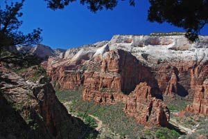 Hoch ber dem Zion Canyon